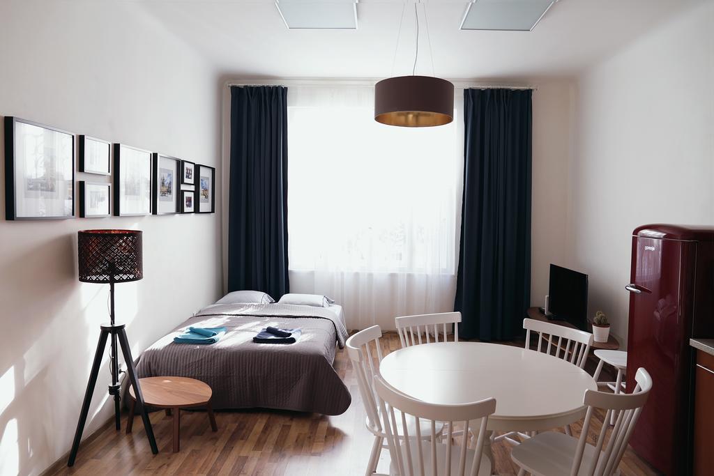 Apartment Gesse Jirsikova Praha Bagian luar foto