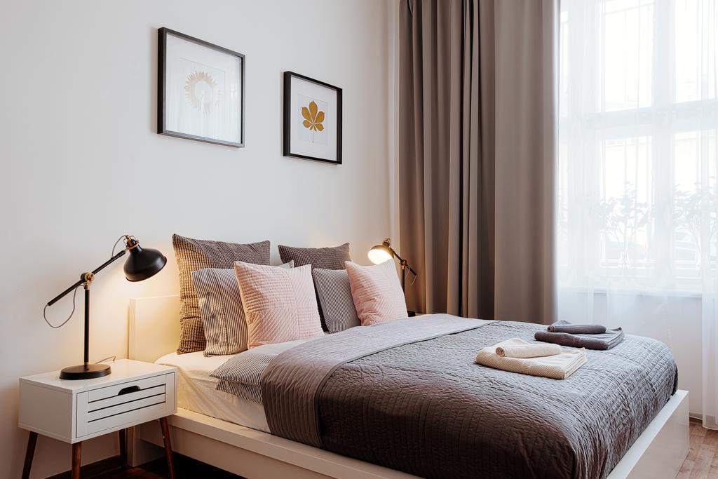 Apartment Gesse Jirsikova Praha Bagian luar foto