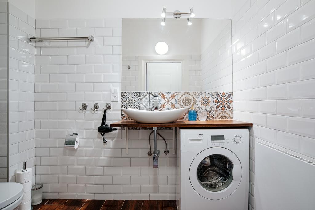 Apartment Gesse Jirsikova Praha Bagian luar foto